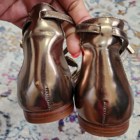 Vince Camuto Leather Glam Details, Sandals and Flip Flops, sz 9 - Picture 4 of 13